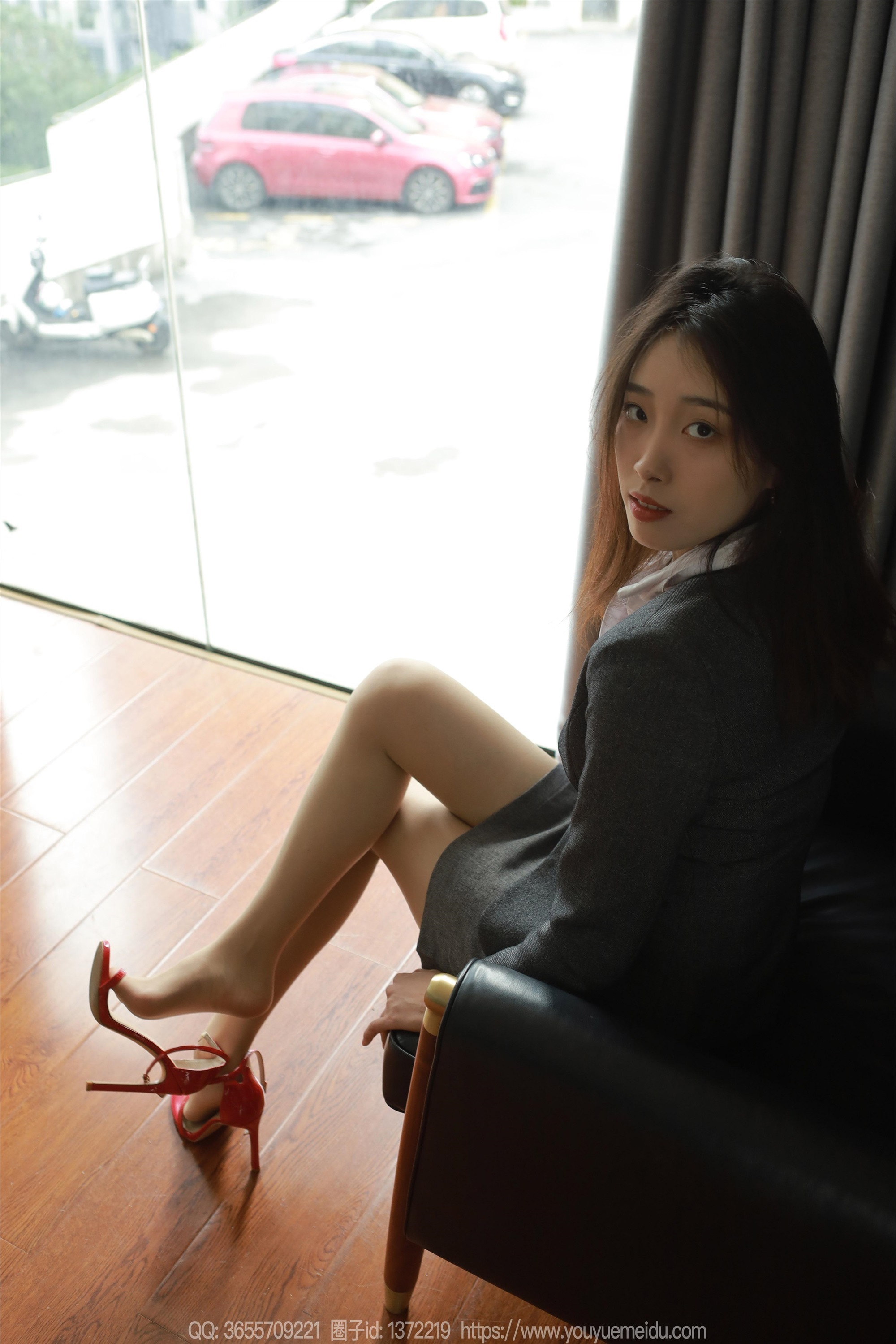 IESS异思趣向  2024.01.11 丝享家 1635 小九《OL制服（下）》